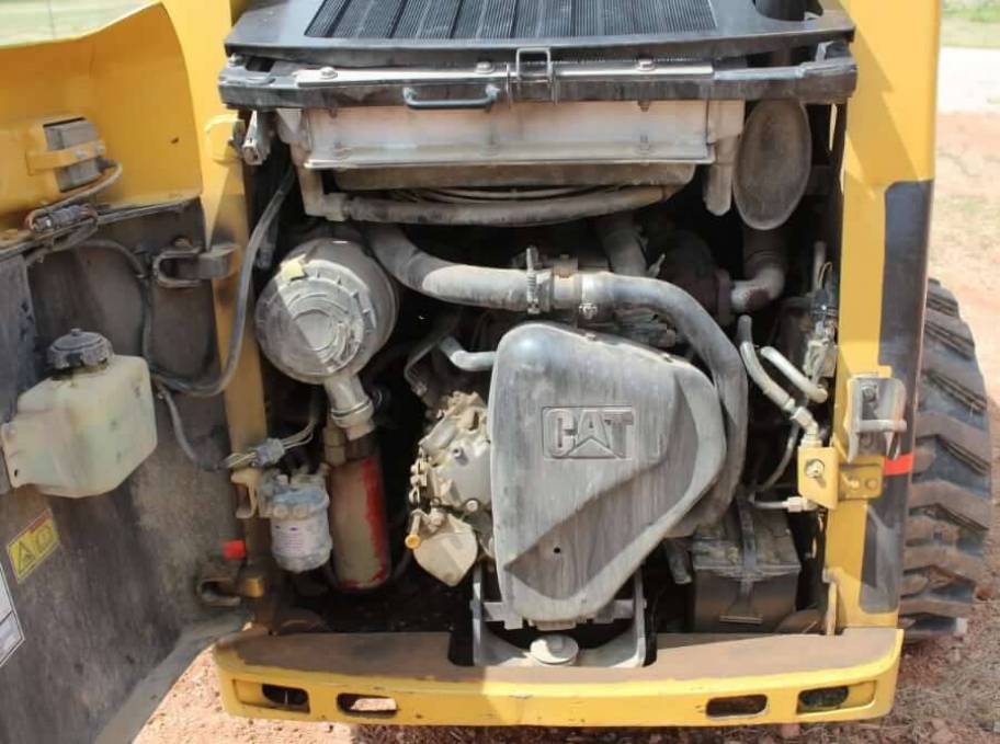Used 2005 Cat 226B Skid Steer Loader for Sale in O'Fallon at Equipmium