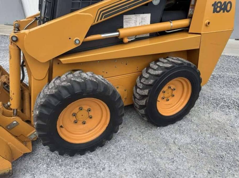 Used 1996 Case 1840 Skid Steer Loader for Sale in O'Fallon at Equipmium