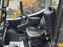 2024, JCB, 215