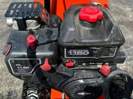 2009, Ariens, Deluxe 24, 24 in