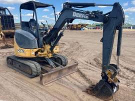 2013, Deere, 27D