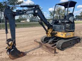2013, Deere, 27D