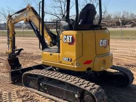 2022, Cat, 302.7 CR