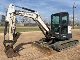 2019, Bobcat, E45