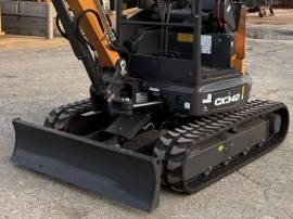 2028, Case, CX34D
