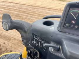 2003, Deere, 110 TLB
