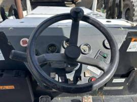 2003, Bobcat, B300