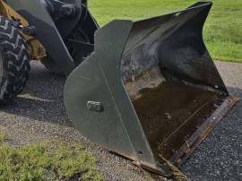 2013, Deere, 444K