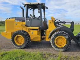 2013, Deere, 444K