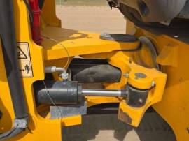 2019, JCB, 409