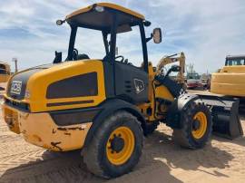 2019, JCB, 409