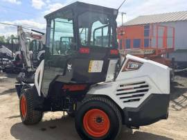 2026, Bobcat, L35