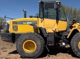 2011, Komatsu, WA250-6