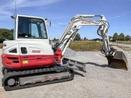 2019, Takeuchi, TB260