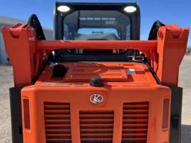 2027, Kubota, SVL65-2S