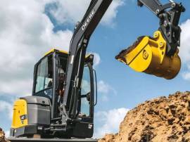 2027, Deere, 40 P-Tier